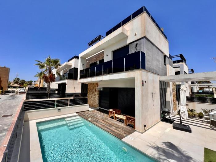 Cape villa in Cabo de Roig by Perfectly Rentals