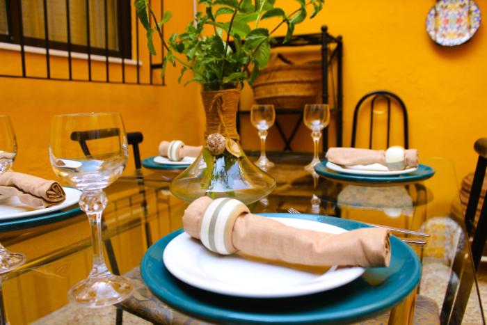 Vacaciones tierra y mar Casa en el centro con patio y terraza