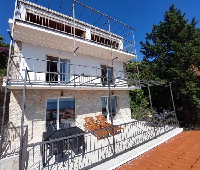 Apartments with a parking space Borje, Peljesac - 21496