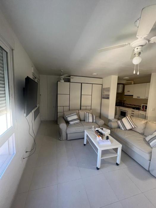 ESTUDIO PLAYA LA BAJADILLA Roquetas de mar