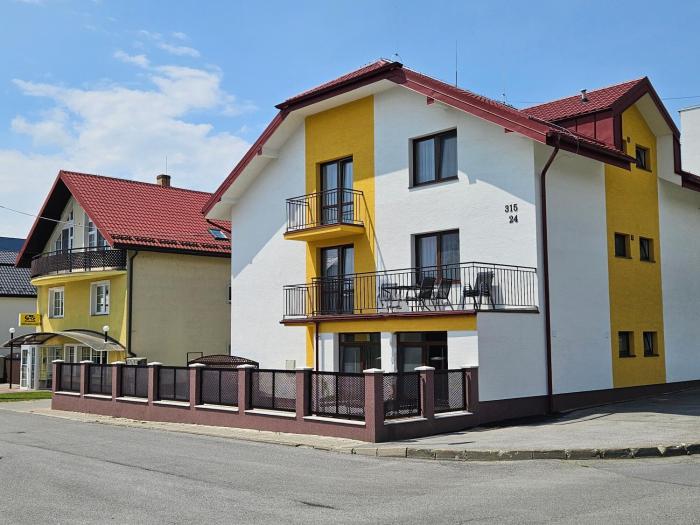 Comenius Apartments - Apartmány na rohu