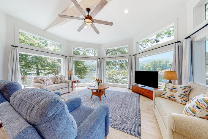 Buffalo Shoals Hideaway