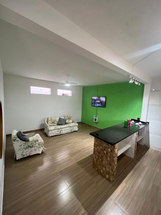 CASA TEMPORADA PRÓXIMO A PRAIA