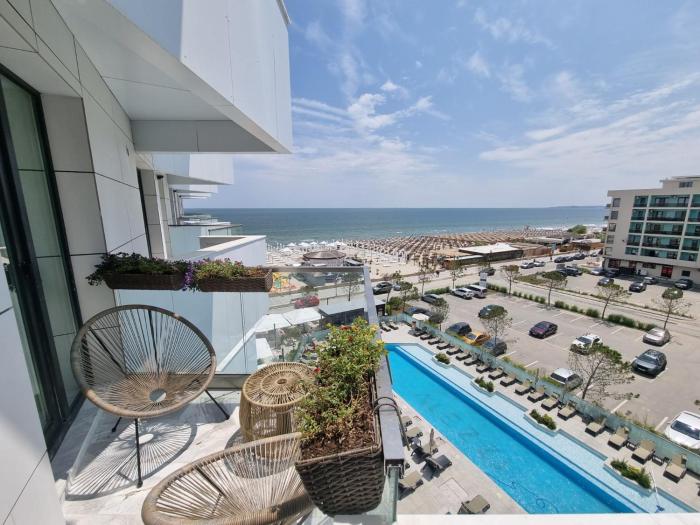 Apartel Golden Infinity