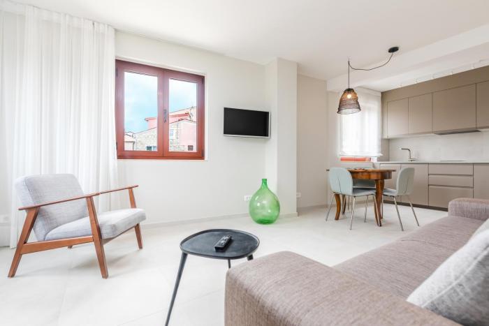 Contrada del Nonno Apartments (city center - private parking on-site)