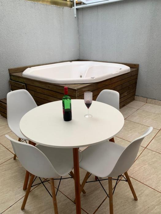 Casa com Jacuzzi e churrasqueira individual