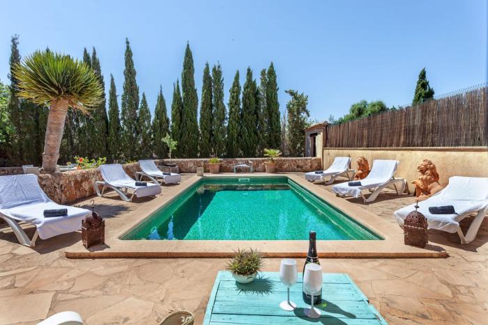 Sa Bassa - country house close to the village