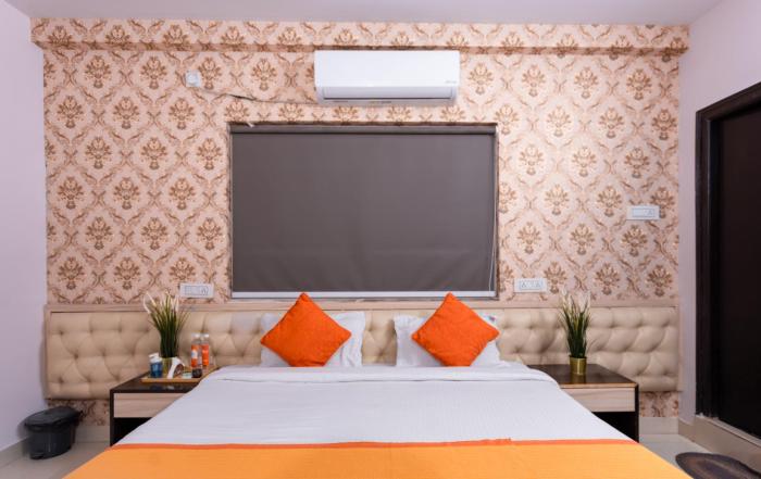 Hotel Iris Atnest Madhapur - A Business Hotel