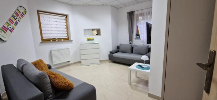 Apartament Rodzinne Zacisze - dla 8 osób - PET FRIENDLY - dwie osobne sypialnie z parkingiem - Space Apart