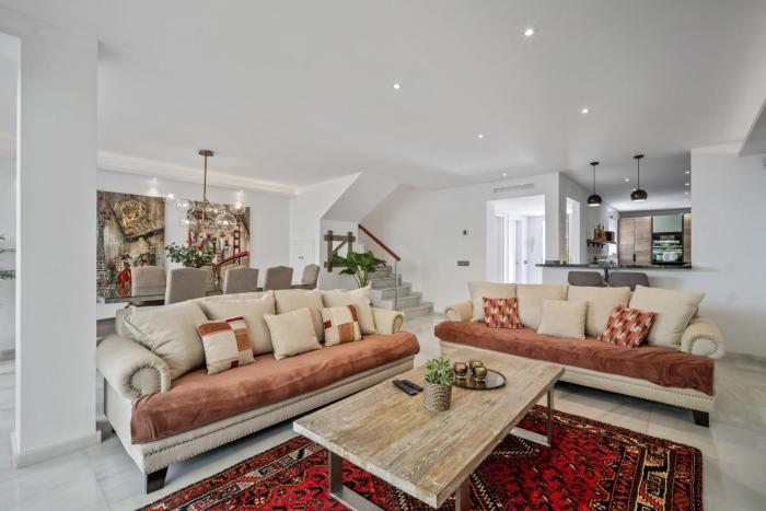 Casa Del Sol by Finest Rentals