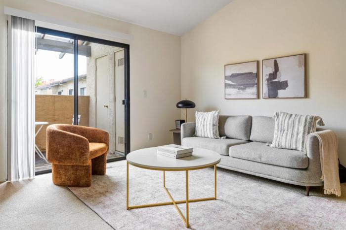 Mountain View 1BR w Pool Gym 5 mins to Target SFO-939