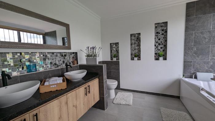 Apto lujo con jacuzzi,piso 4