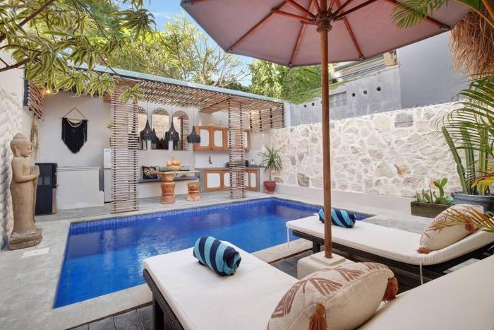 Seminyak Beach Bungalow Studio #2 with Private Pool