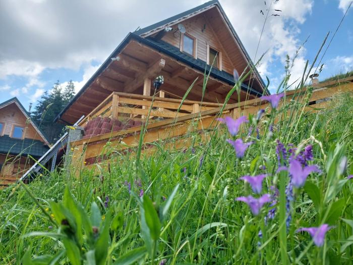 Štýlový Zrub Martina B s pieckou a kúpacou kaďou!