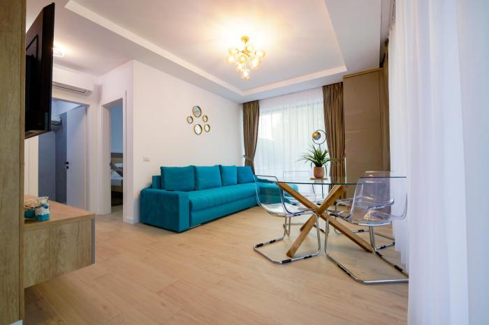 Blue Luxury Apartment Lake On