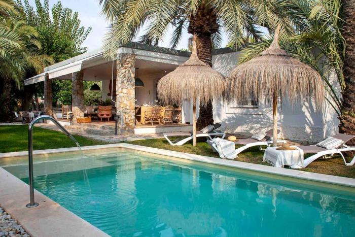 Casa bonita con jardín y piscina en Elche - Alicante