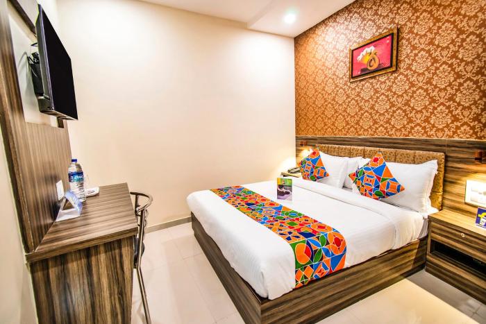 FabHotel Orange Suites - Nr Mumbai International Airport