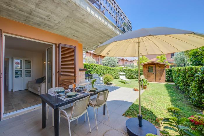 La Casa Accanto With Shared Pool - Happy Rentals