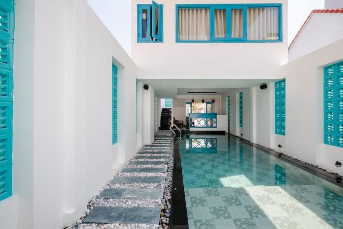 White Sail Villa and Pool