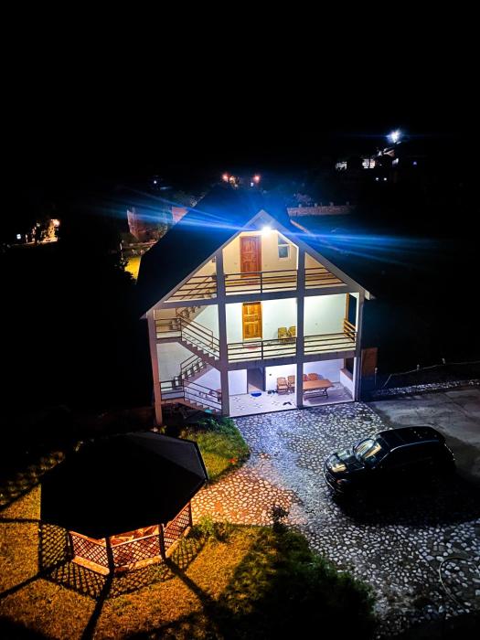 Guesthouse Besimi