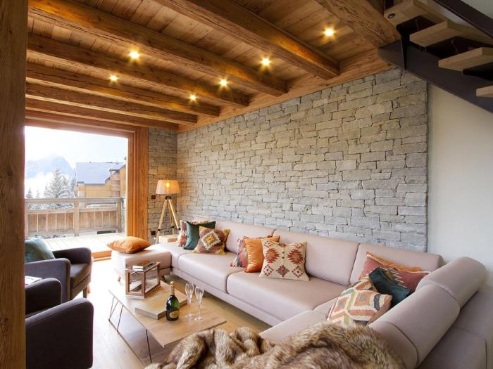 Chalet in Les Deux Alpes with Hot Tub