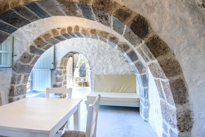 Apostrophe Traditional Residence in Nisyros with arcurated interior. Privacy & Authenticity