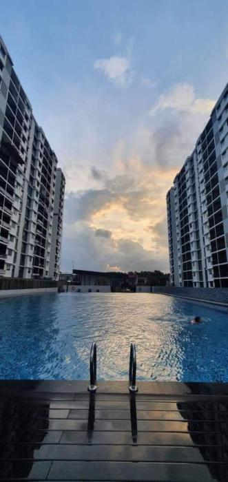 AuraMuslim Homestay Desaru Bandar Penawar Pool View with WIFI