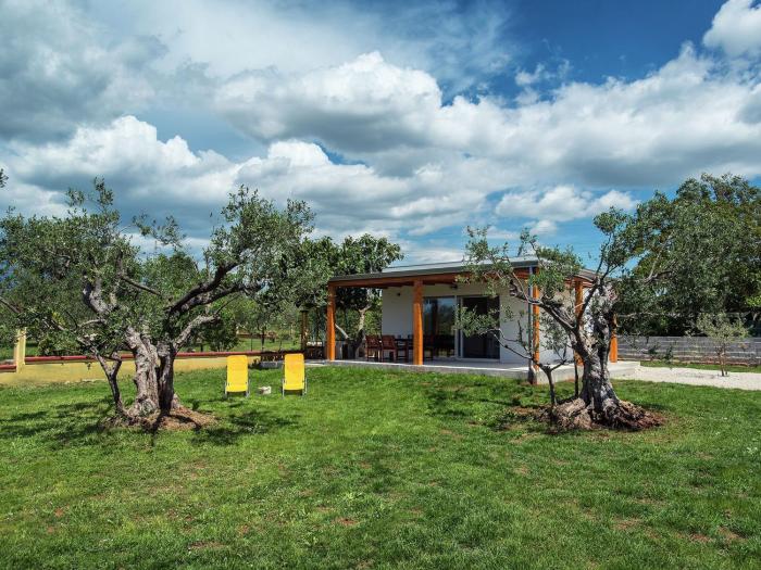 Holiday Home Fa ana near Beach