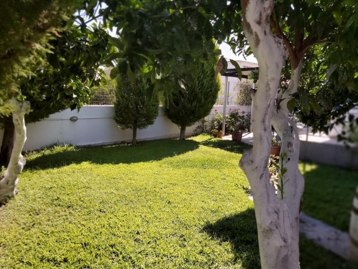 Πολυτελής Μεζονέτα 145 τμ στο Κιάτο, 3 λεπτά από τη θάλασσα
