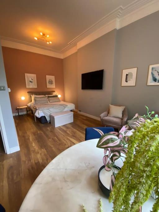 Stylish Studio for 3 near Regents Park n4