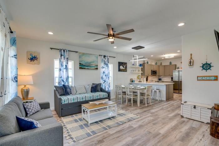 Walk to Gulf Ocean-View Home in Crystal Beach!