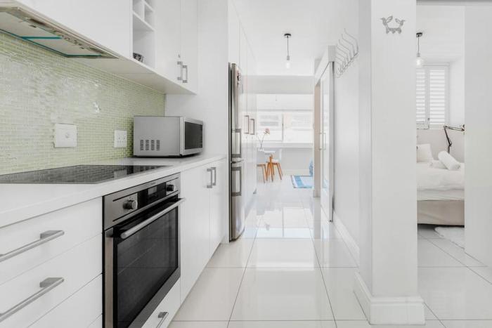 Sea Point Oasis 250m to Ocean, Sunsets & Promenade