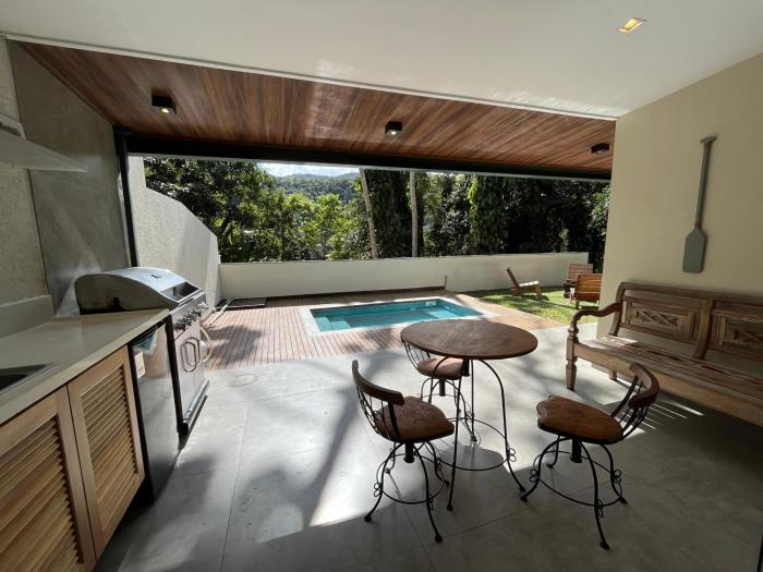 Casa 08 Floresta Boa Vista - Piscina Privativa e Lounge com Deck em Meio à Natureza