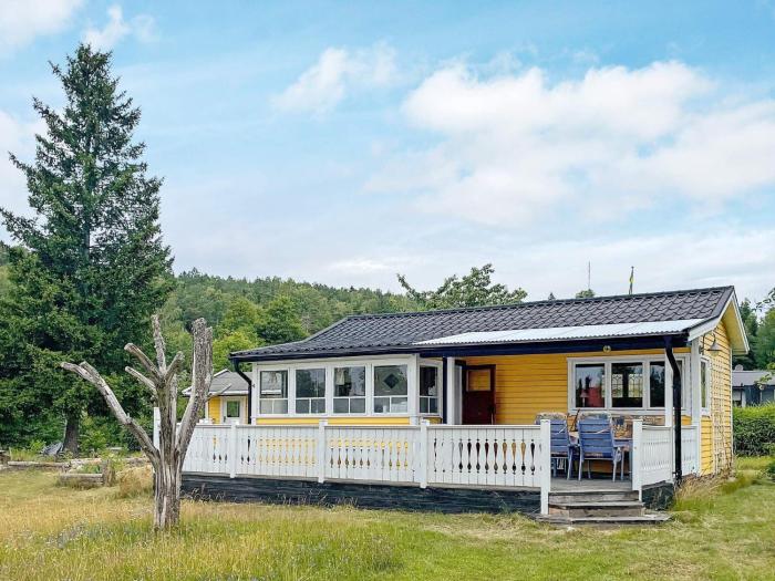 4 person holiday home in KOLMÅRDEN-By Traum