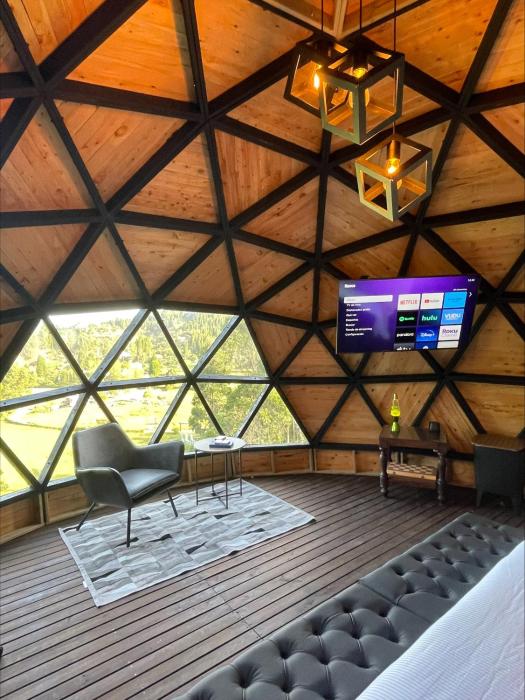 Entre-pinos Glamping WiFi Vista 360º