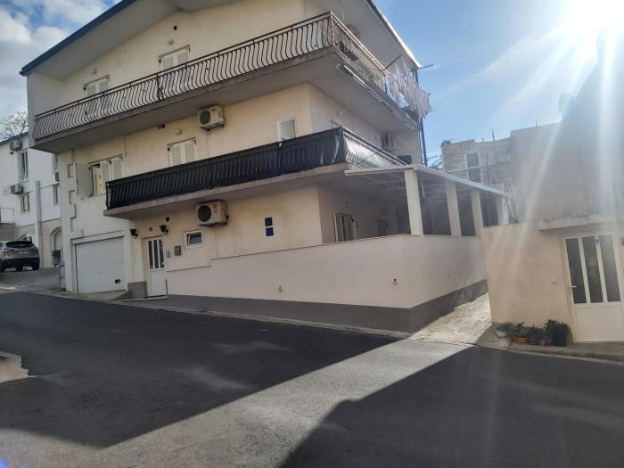 Apartments Ćulav