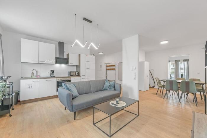 Großzügiges Business Apartment Herrenberg - Self Check-In