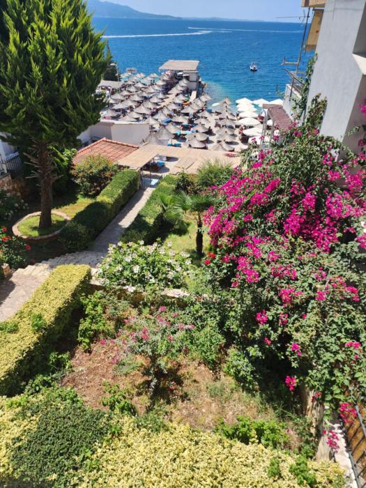 Amelies Apartments & Beach Saranda