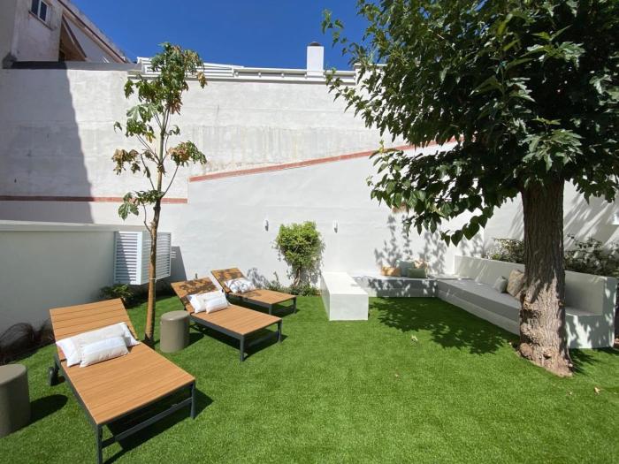 Sitges Spaces Garden Oasis, Near Beach, Renovated