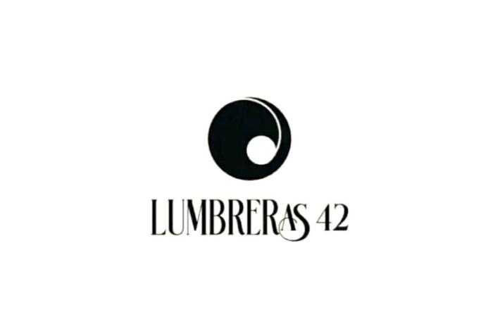 Lumbreras 42 Apartamento, cerca de Isla Mágica y Estadio de la Cartuja, parking opcional