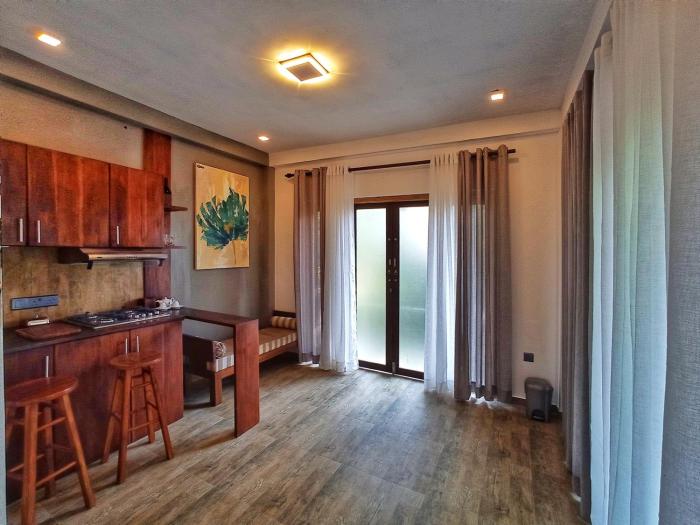 Adya residence hikkaduwa non Ac