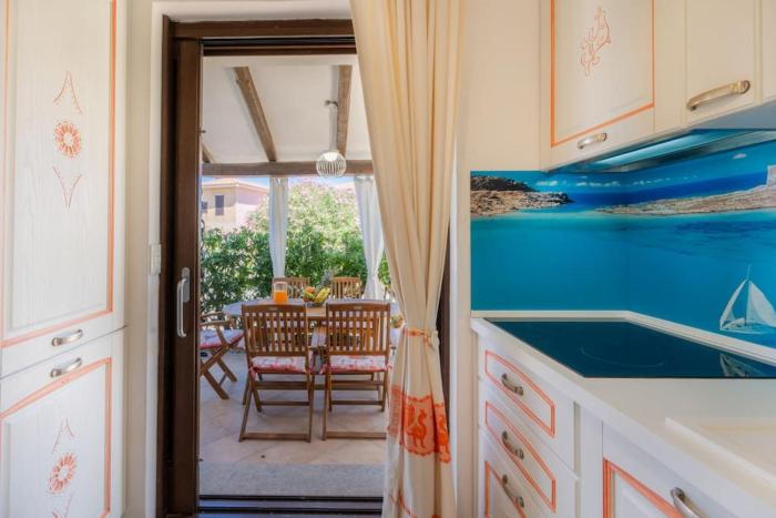 Villetta in Stile Smeraldino, a 1 minuto dalla Spiaggia