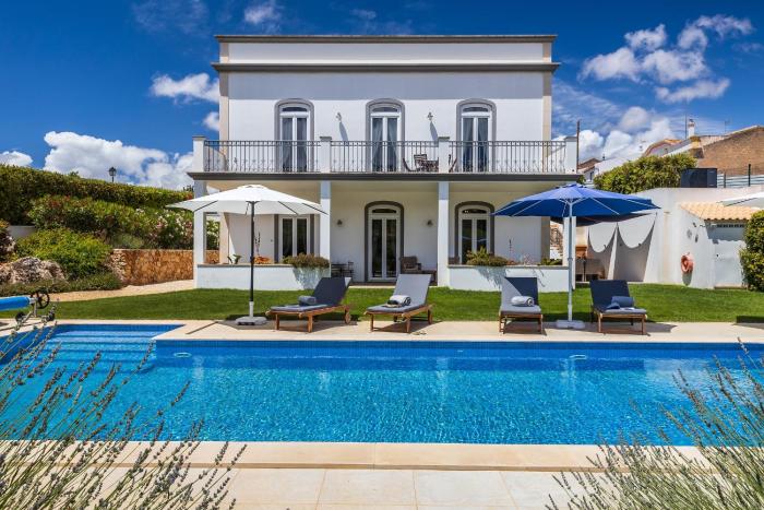 Villa Isabella by OCvillas