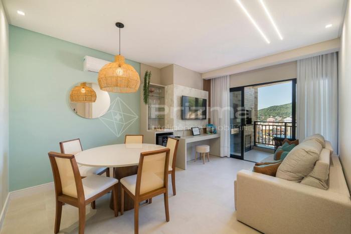 504 Bl 02 - WaldGarten Bombinhas - 50 m do Mar e Frente Avenida - Condomínio de Alto Padrão - Piscina - Academia - Salão de jogos