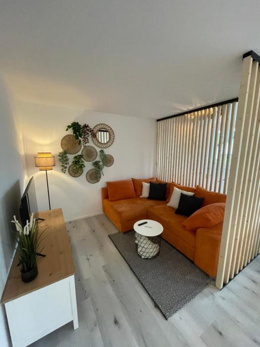 xiApartment - easy self check in&out
