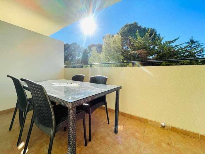 Luminoso apartamento en la costa