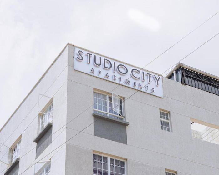 Shalom Studio city Apartments.