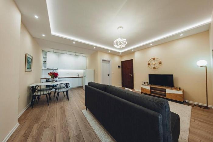 Luxury Apartment at Myslym Shyri