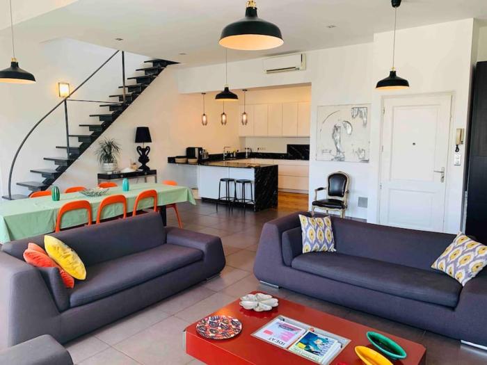 AVIGNON HYPER CENTRE CLIM 5 CHBRES 10PERS 200m PALAIS DES PAPES