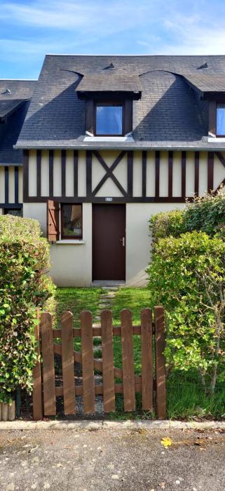Cottage Cabourg plage avec jardin et vélos